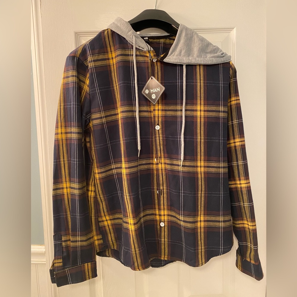 NWT Zara Men’s Medium Hooded Flannel